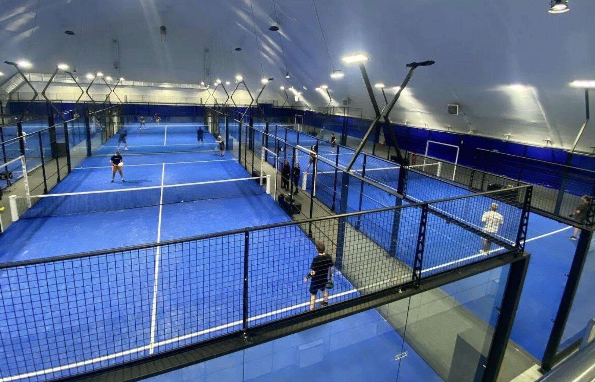 Падел на Белозерской — падел-клуб